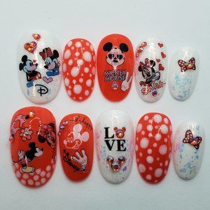 Medium Oval Press On Nails " Valentine's Mickey "